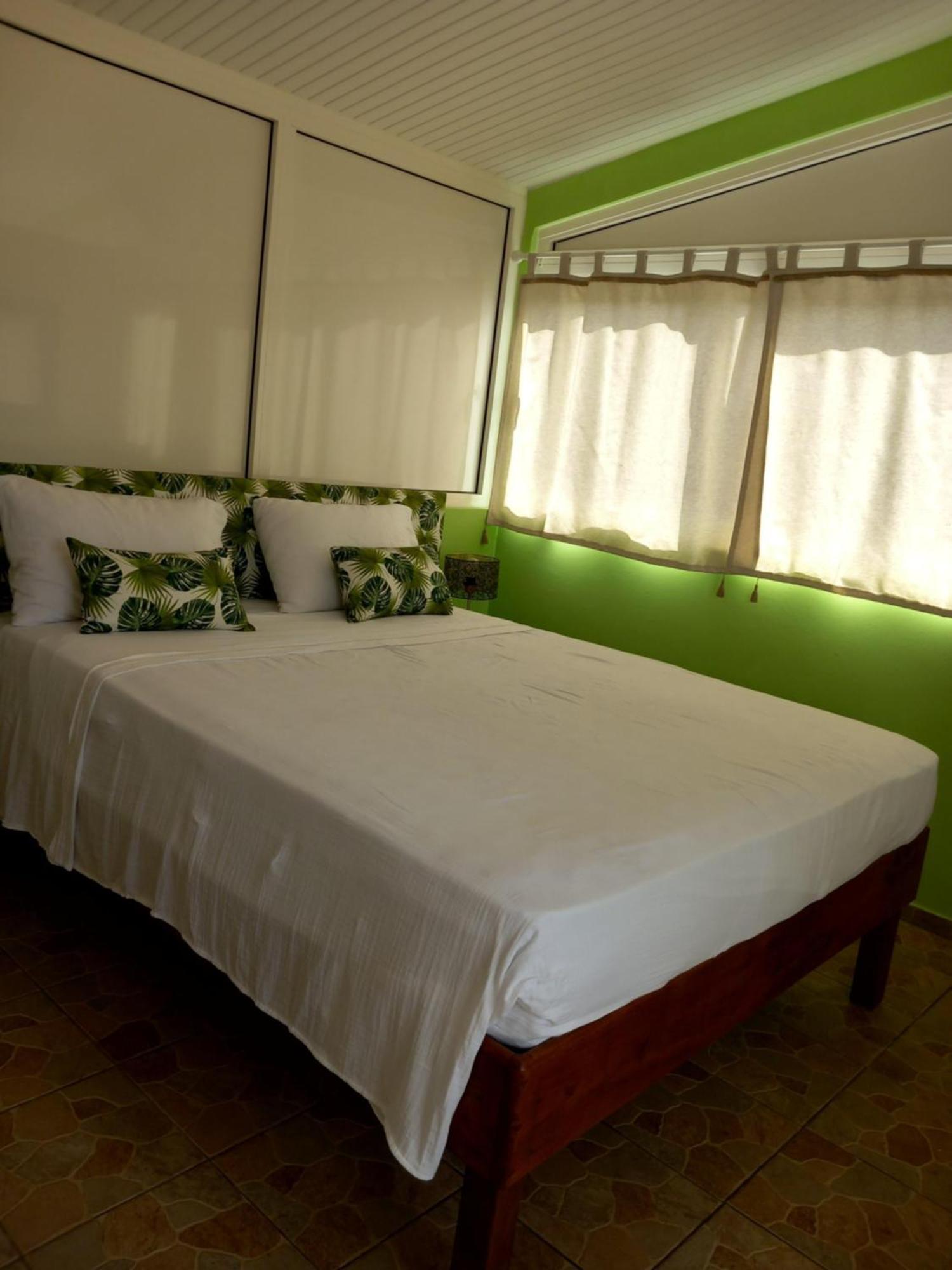 Maisonnette Atypique Au Coeur De La Martinique Riviere-Salee Exterior foto